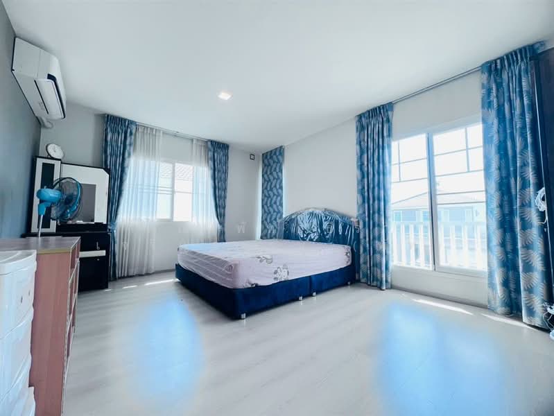 Villaggio Srinakarin-Bangna : วิลลาจจิโอ ศรีนครินทร์-บางนา, สมุทรปราการ, ถนนบัวนครินทร์, บางแก้ว, บางพลี, สมุทรปราการ, 161 ตร.ม., บ้านเดี่ยว ขาย, โดย คุณ พัทธ์ธีรา เจริญธรรม (พัท), 500189409 - DDproperty.com