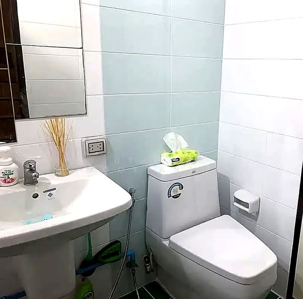 ขายทาวน์เฮาส์ 3 ชั้น หมู่บ้านผาสุขสันติ ซ.พัฒนาการ 67 แยก 10 พร้อมเข้าอยู่ ทำเลดีใกล้แอร์พอร์ตลิงก์, กรุงเทพ, ประเวศ, ประเวศ, กรุงเทพ, 81 ตร.ม., ทาวน์เฮ้าส์ ขาย, โดย Jutanon Komoottanaruk, 500189441 - DDproperty.com