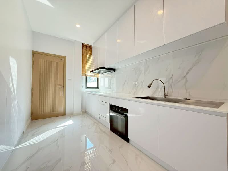 Pool Villa ให้เช่า – ใกล้กาดฝรั่ง เพียง 10 นาที ค่าเช่า 85,000 บาท / เดือน รหัสทรัพย์ : No.14P003, เชียงใหม่, สันผักหวาน, หางดง, เชียงใหม่, 280 ตร.ม., บ้านเดี่ยว ให้เช่า, โดย Rutchaporn Tunsiri, 500189462 - DDproperty.com