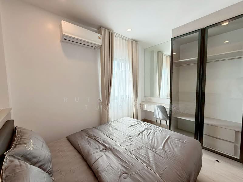 Pool Villa ให้เช่า – ใกล้กาดฝรั่ง เพียง 10 นาที ค่าเช่า 85,000 บาท / เดือน รหัสทรัพย์ : No.14P003, Chiang Mai, San Phak Wan, Hang Dong, Chiang Mai, 4 Bedrooms, 280 sqm, Single Detached House For Rent, by Rutchaporn Tunsiri, 500189462 - DDproperty.com