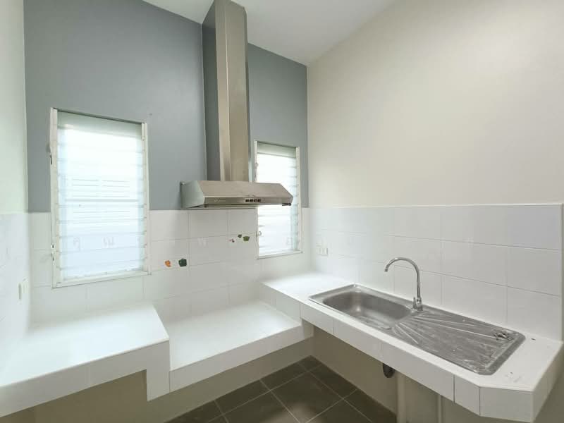 Prueklada Pinklao-Sai 5, Nakhon Pathom, Pinklao-Nakhonchaisri Road, Bang Toei, Sam Phran, Nakhon Pathom, 3 Bedrooms, 126 sqm, Single Detached House For Sale, by คุณนพพล อภินนท์กูล, 500189482 - DDproperty.com