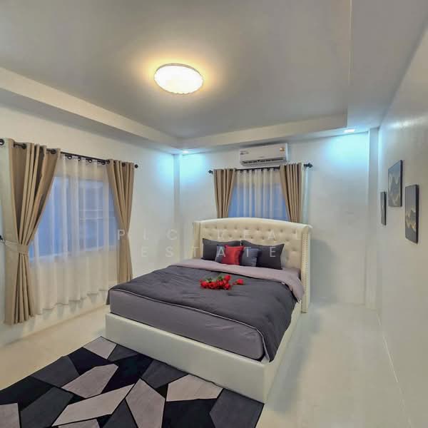 3 Bedroom Townhome for Sale in East Pattaya, Chon Buri (Pattaya), Bang Lamung, Bang Lamung (Pattaya), Chon Buri (Pattaya), 3 Bedrooms, 100 sqm, Townhouse For Sale, by PLC real estate, 500189485 - DDproperty.com