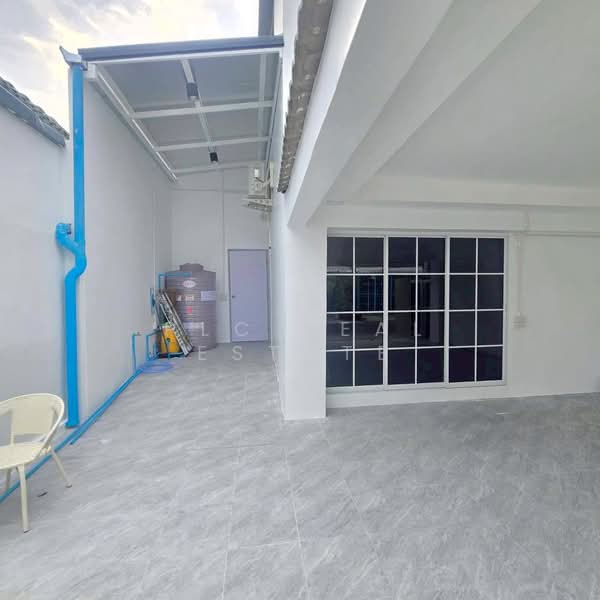 3 Bedroom Townhome for Sale in East Pattaya, Chon Buri (Pattaya), Bang Lamung, Bang Lamung (Pattaya), Chon Buri (Pattaya), 3 Bedrooms, 100 sqm, Townhouse For Sale, by PLC real estate, 500189485 - DDproperty.com