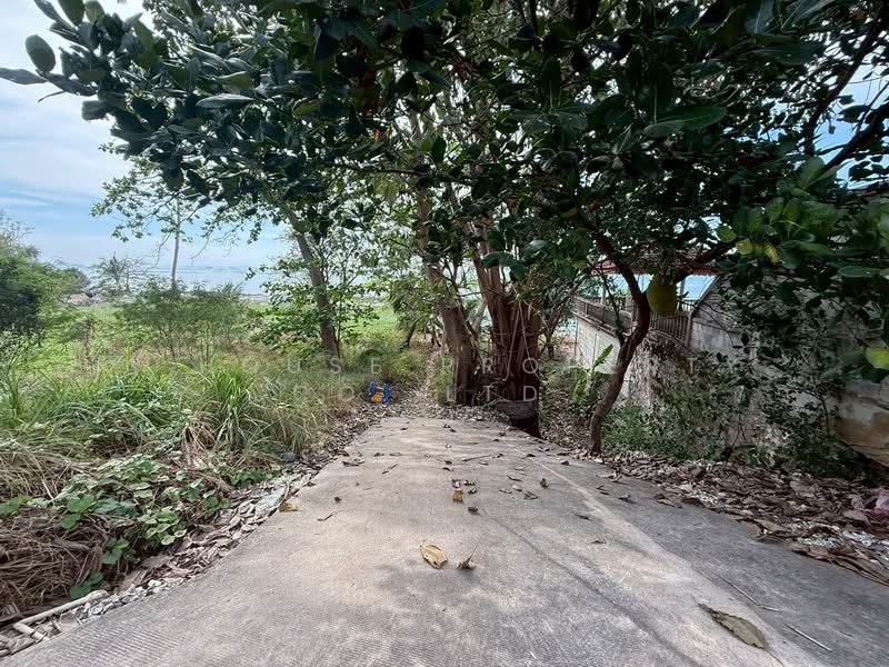Beautiful beachfront land for sale in Bang Phra, Si Racha., Chon Buri (Pattaya), Bang Phra, Si Racha, Chon Buri (Pattaya), , 11,864 sqm, Land For Sale, by A House Property Co.,Ltd., 500189493 - DDproperty.com