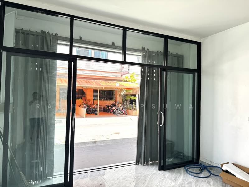 Four-story townhouse for rent, ideal for daily rentals, corner unit, near Sikarin Hospital, Hat Yai., Songkhla, Hat-Yai, Hat Yai, Songkhla, , 80 sqm, Shophouse For Rent, by Rachen Nopsuwan, 500189510 - DDproperty.com