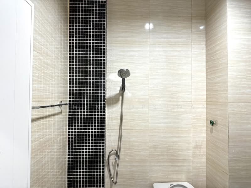 Four-story townhouse for rent, ideal for daily rentals, corner unit, near Sikarin Hospital, Hat Yai., Songkhla, Hat-Yai, Hat Yai, Songkhla, , 80 sqm, Shophouse For Rent, by Rachen Nopsuwan, 500189510 - DDproperty.com