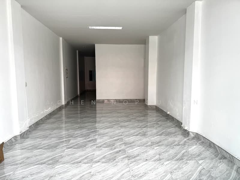 Four-story townhouse for rent, ideal for daily rentals, corner unit, near Sikarin Hospital, Hat Yai., Songkhla, Hat-Yai, Hat Yai, Songkhla, , 80 sqm, Shophouse For Rent, by Rachen Nopsuwan, 500189510 - DDproperty.com