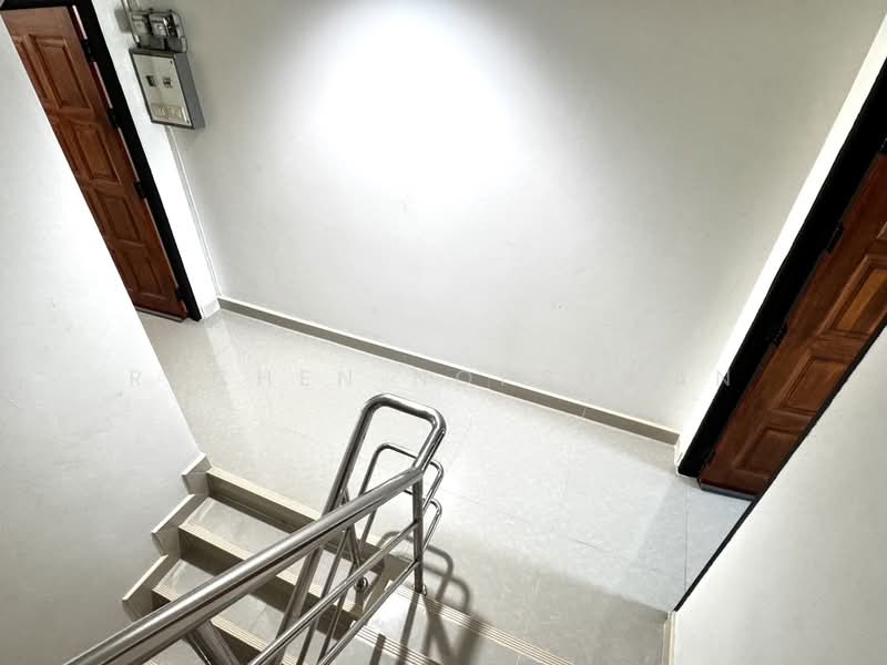 Four-story townhouse for rent, ideal for daily rentals, corner unit, near Sikarin Hospital, Hat Yai., Songkhla, Hat-Yai, Hat Yai, Songkhla, , 80 sqm, Shophouse For Rent, by Rachen Nopsuwan, 500189510 - DDproperty.com