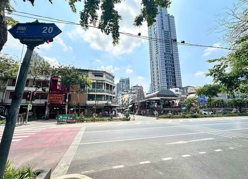 ตึก 4 ชั้น 1 คูหา พร้อมชั้นลอย มีดาดฟ้า ซอยสีลม 20 ขายตามสภาพ, Bangkok, สีลม 20, Suriyawong, Bang Rak, Bangkok, 4 Bedrooms, 190 sqm, Townhouse For Sale, by กรกฤตย์ บุญสระ, 500189517 - DDproperty.com