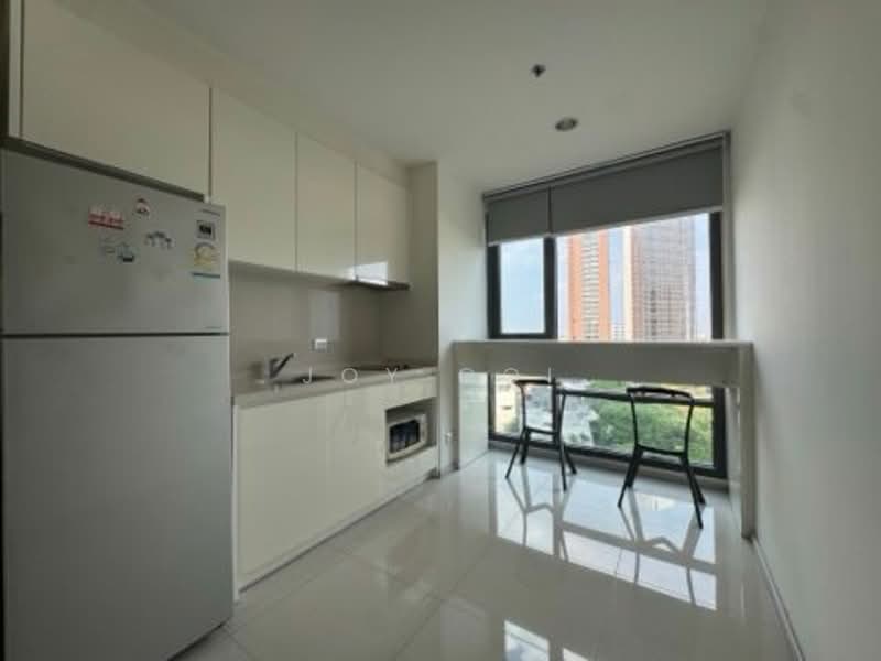 Rhythm Sukhumvit 42, Bangkok, Soi Sukhumvit 42, Sukhumvit Road, Phra Kanong, Khlong Toei, Bangkok, 1 Bedroom, 45 sqm, Condo For Rent, by Joy Ooi, 500189552 - DDproperty.com
