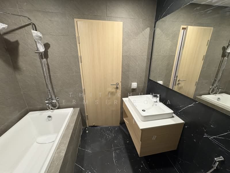 Skyrise Avenue Sukhumvit 64, Bangkok, 3 Soi Sukhumvit 64, Bang Chak, Phra Khanong, Bangkok, 2 Bedrooms, 55 sqm, Condo For Sale, by Thitikhun Sermsiripoca, 500189554 - DDproperty.com