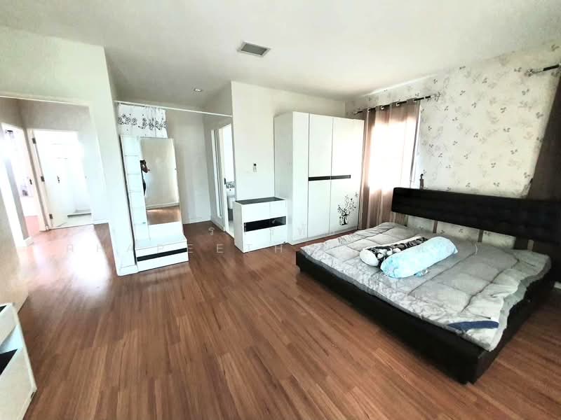 Mantana Lake Watcharapol, Bangkok, Sukhaphiban 5 Road, O-Ngoen, Sai Mai, Bangkok, 4 Bedrooms, 220 sqm, Single Detached House For Sale, by รพีร์ทัธ Rhapeethut (ทัธ), 500189561 - DDproperty.com