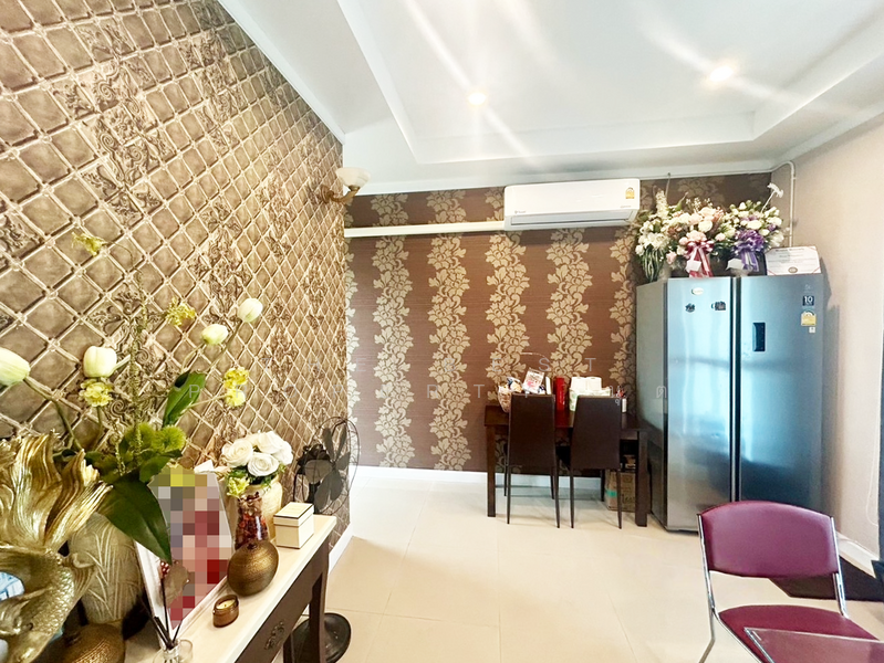 Thanathong Tarathorn, Bangkok, Soi Taweewattana 12, Thawi Watthana, Thawi Watthana, Bangkok, 3 Bedrooms, 215 sqm, Single Detached House For Sale, by The Best Property นุต, 500189585 - DDproperty.com