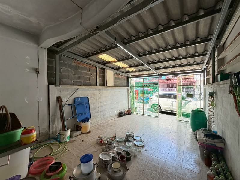 เฟื่องฟ้า 9 เฟส 1 (Fueang Fa Villa 9 Phase 1), Samut Prakan, Phraeksa, Muang Samut Prakarn, Samut Prakan, 2 Bedrooms, 90 sqm, Townhouse For Sale, by คุณ มณฑิดา อุณหรัตน์ (เอม), 500189646 - DDproperty.com