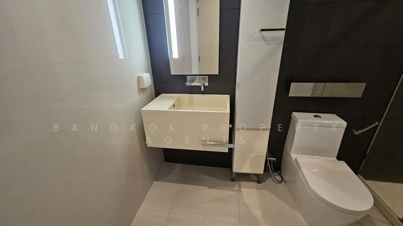 The Room BTS Wongwianyai, Bangkok, 44 KrungThonBuri Road, Khlong Ton Sai, Khlong San, Bangkok, 2 Bedrooms, 90 sqm, Condo For Rent, by BANGKOK PROPERTY AGENTS, 500189651 - DDproperty.com