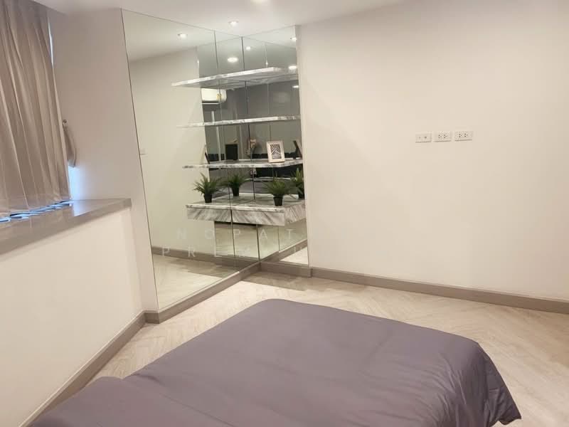President Park Sukhumvit 24, Bangkok, 99 Sukhumvit 24 Alley, Khlongtoei Nua, Watthana, Bangkok, 3 Bedrooms, 223 sqm, Condo For Sale, by Nopatorn Prem-udom, 500189656 - DDproperty.com