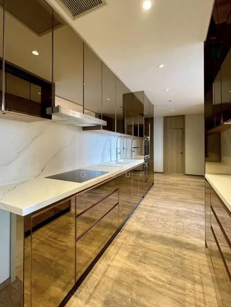 Noble Ploenchit, Bangkok, 1035 Ploenchit  Road, Lumphini, Pathum Wan, Bangkok, 3 Bedrooms, 178 sqm, Condo For Rent, by The Luxe Group, 500189658 - DDproperty.com