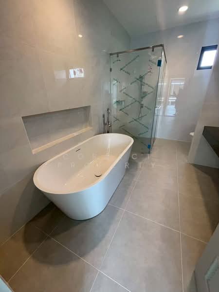 Premium Place Mix Nawamin, Bangkok, Soi Nawamin 133, Nuan Chan, Bueng Kum, Bangkok, 3 Bedrooms, 240 sqm, Single Detached House For Rent, by Correct Property, 500189659 - DDproperty.com