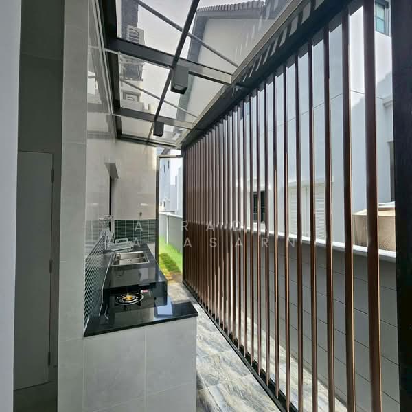 Centro Bangna, Samut Prakan, 111 Soi 3, Bang Kaeo, Bang Plee, Samut Prakan, 5 Bedrooms, 300 sqm, Single Detached House For Rent, by Airada Parasarn, 500189674 - DDproperty.com