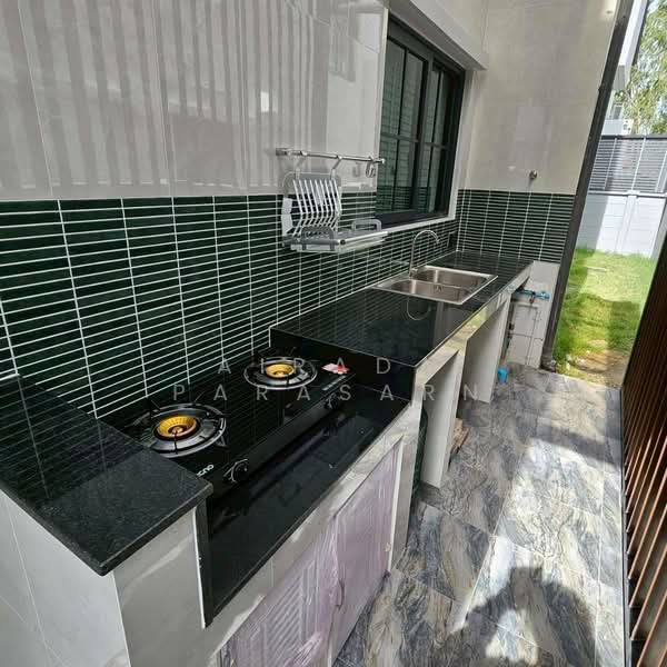 Centro Bangna, Samut Prakan, 111 Soi 3, Bang Kaeo, Bang Plee, Samut Prakan, 5 Bedrooms, 300 sqm, Single Detached House For Rent, by Airada Parasarn, 500189674 - DDproperty.com