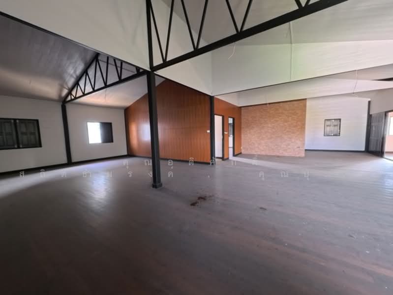 ที่ดิน 4-1-67 ไร่ (1,767 ตร.ว.) ซ.เทศบาล23 (ยูลิ) ต.ปากน้ำ อ.เมืองสมุทรปราการ จ.สมุทรปราการ 10270, สมุทรปราการ, ปากน้ำ, เมืองสมุทรปราการ, สมุทรปราการ, 7,068 ตร.ม., ที่ดิน ขาย, โดย คุณอดิศักดิ์ สถิตธำมรงค์ , 	คุณบุษบง บุญมีเจริญพันธ์, 500189680 - DDproperty.com