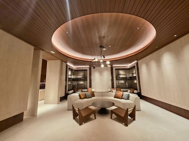 Dusit Central Park (Residences), Bangkok, 946 Rama 4 Road, Silom, Bang Rak, Bangkok, 1 Bedroom, 66 sqm, Condo For Sale, by Jomchanok Aswavibul, 500189682 - DDproperty.com