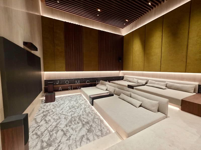 Dusit Central Park (Residences) : ดุสิต เซ็นทรัลพาร์ค, กรุงเทพ, 946 ถนนพระราม 4, สีลม, บางรัก, กรุงเทพ, 66 ตร.ม., คอนโด ขาย, โดย Jomchanok Aswavibul, 500189682 - DDproperty.com