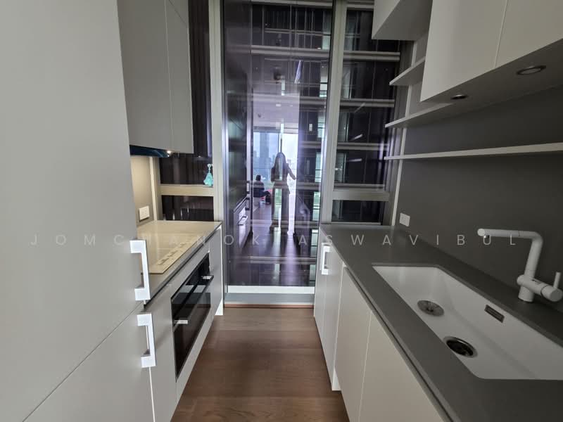Dusit Central Park (Residences), Bangkok, 946 Rama 4 Road, Silom, Bang Rak, Bangkok, 1 Bedroom, 66 sqm, Condo For Sale, by Jomchanok Aswavibul, 500189682 - DDproperty.com