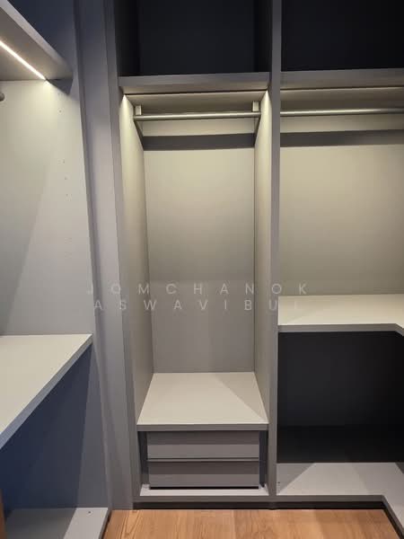 Dusit Central Park (Residences), Bangkok, 946 Rama 4 Road, Silom, Bang Rak, Bangkok, 1 Bedroom, 66 sqm, Condo For Sale, by Jomchanok Aswavibul, 500189682 - DDproperty.com