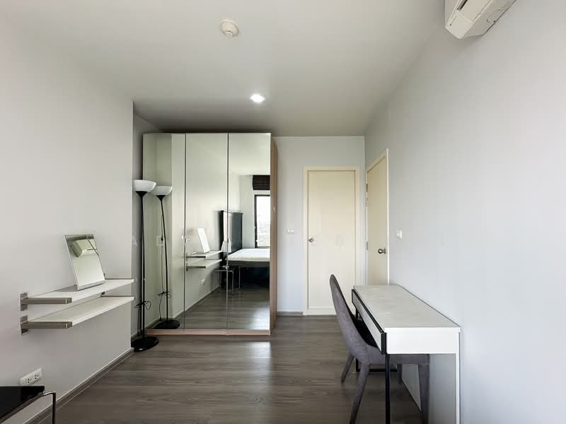 Aspire Sathon-Taksin (Copper Zone), Bangkok, 65 Kanlapaphruek Road, Bangko, Chom Thong, Bangkok, 2 Bedrooms, 46 sqm, Condo For Sale, by Ladda Suebthai, 500189685 - DDproperty.com