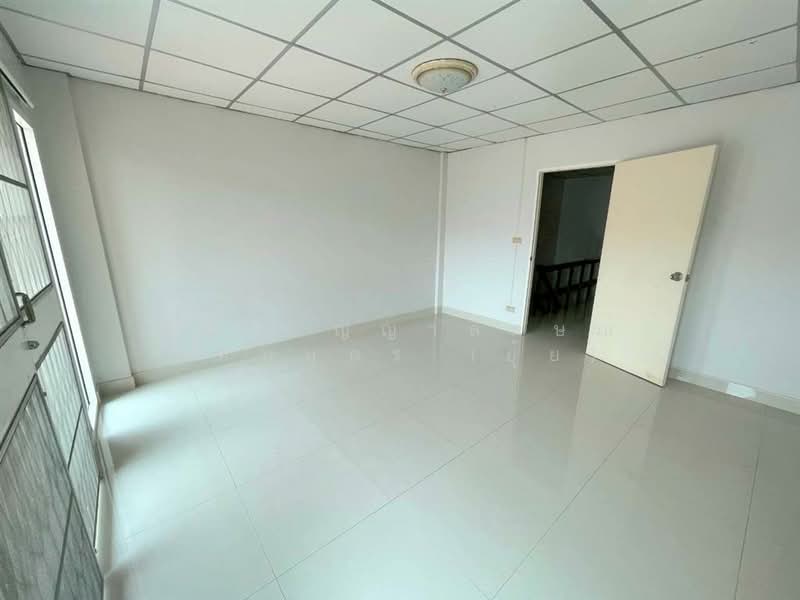 First Home Watcharapol, Bangkok, Soi Ruammit Phatthana, Tha Rang, Bang Khen, Bangkok, 2 Bedrooms, 90 sqm, Townhouse For Sale, by คุณ ภิญญาลักษณ์ เทพบุตร (ยุ้ย), 500189721 - DDproperty.com