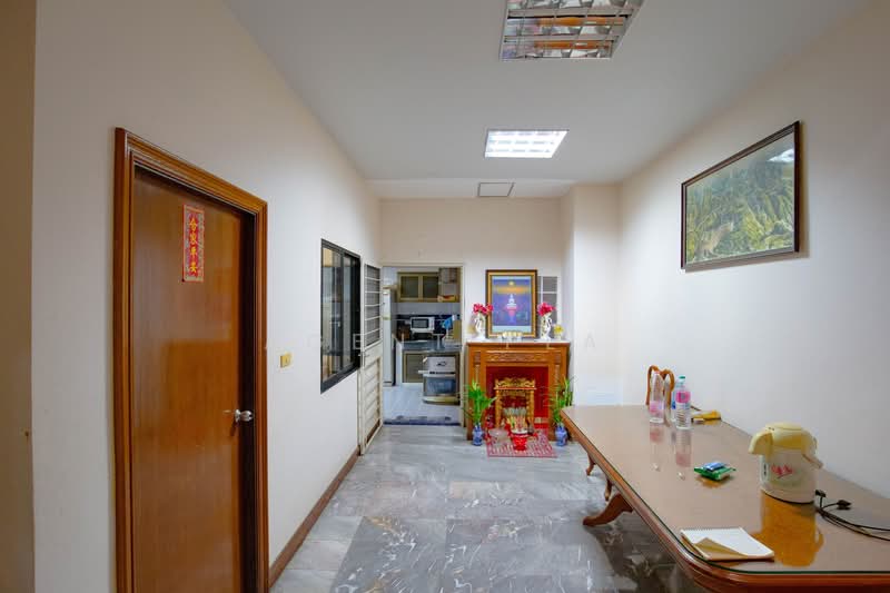 4-story townhouse for rent in Warathorn Ville, Pattanakarn 44 (SPSAD3867), Bangkok, Suan Luang, Suan Luang, Bangkok, 5 Bedrooms, 300 sqm, Townhouse For Rent, by Agent Pla, 500189740 - DDproperty.com