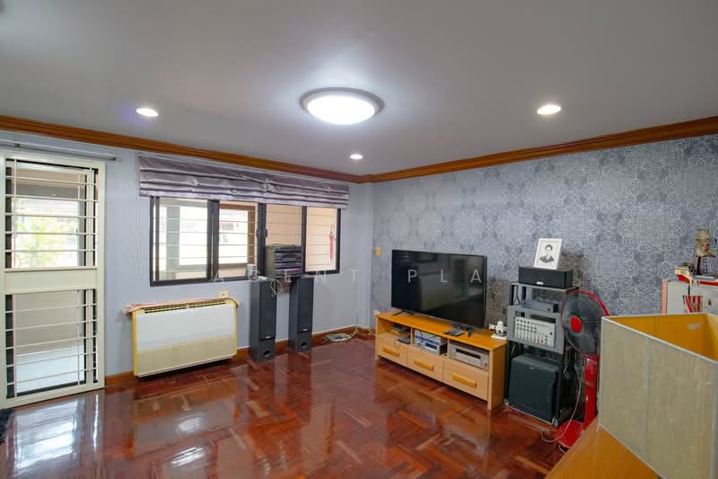 ทาวน์เฮ้าส์ 4 ชั้น ให้เช่า หมู่บ้านวราธรวิลล์ พัฒนาการ 44 (SPSAD3867), กรุงเทพ, สวนหลวง, สวนหลวง, กรุงเทพ, 300 ตร.ม., ทาวน์เฮ้าส์ ให้เช่า, โดย Agent Pla, 500189740 - DDproperty.com