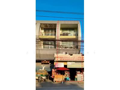 ขาย - ขายตึกแถว 3 ชั้น พร้อมชั้นลอยเก็บของอีก 1 ชั้น 43.2 ตร.ว. ซอย สุภาพงษ์ 1 แยก 6, กรุงเทพ