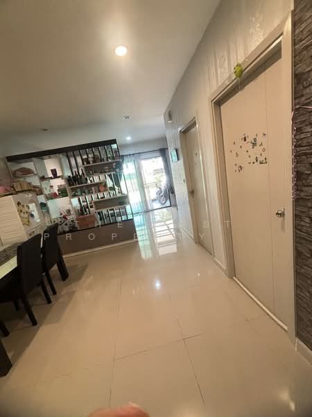V Compound Bangna-Srinakarin, Samut Prakan, Bang Kaeo, Bang Plee, Samut Prakan, 4 Bedrooms, 120 sqm, Single Detached House For Sale, by The Best Property  ปุ้ย, 500189746 - DDproperty.com