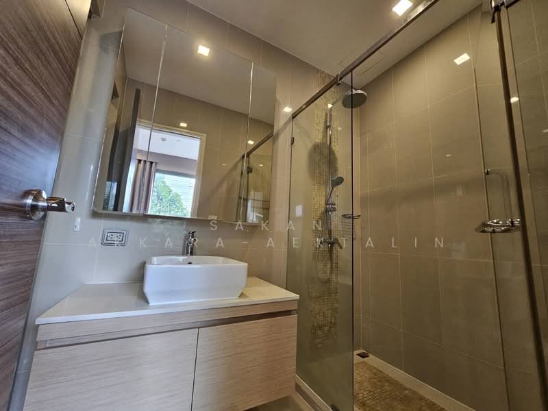 Q Asoke, Bangkok, 1678 Petchaburi Road, Makkasan, Ratchathewi, Bangkok, 1 Bedroom, 38 sqm, Condo For Rent, by Sakan Akkara-aektalin, 500189754 - DDproperty.com