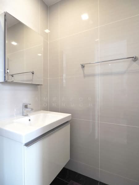 Park Origin Phrom Phong (Park 24), Bangkok, 68 Soi Sukhumvit 24, Khong Tan, Khlong Toei, Bangkok, Studio, 29 sqm, Condo For Rent, by Ampaporn Ohnuch, 500189762 - DDproperty.com