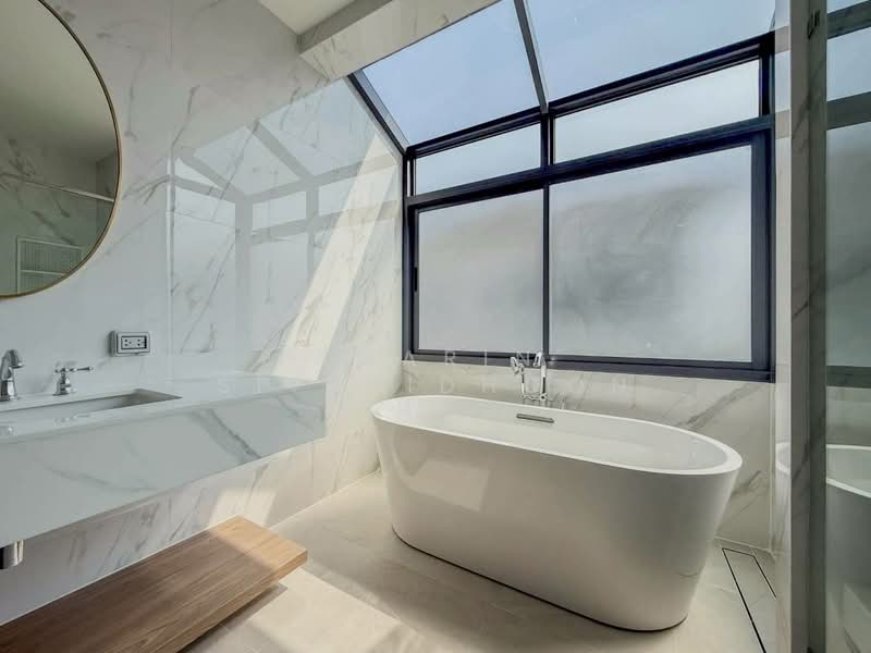 Narasiri Krungthep Kreetha, Bangkok, 69 Soi Pracha Ruamjai, Hua Mak, Bang Kapi, Bangkok, 4 Bedrooms, 495 sqm, Single Detached House For Sale, by Amarin Sitthidhoon, 500189767 - DDproperty.com