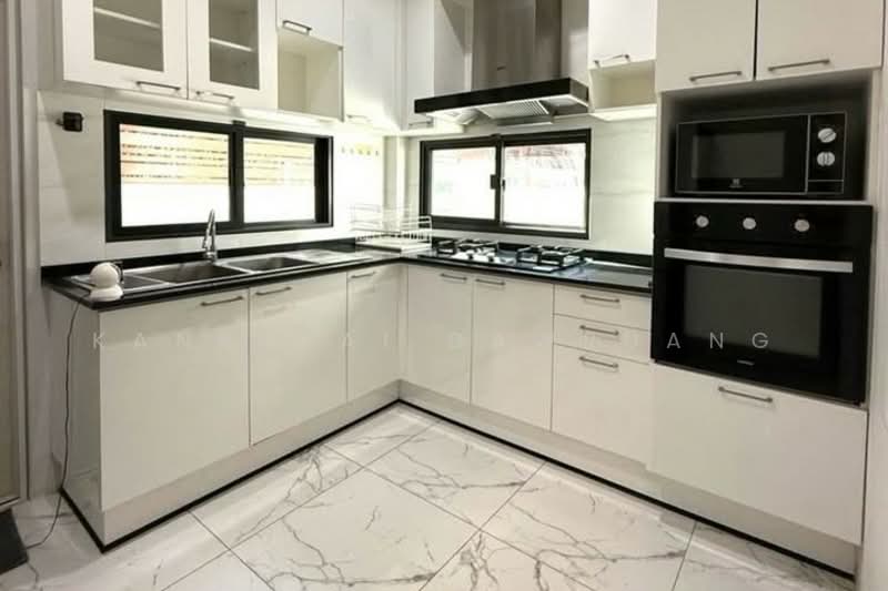 Bangkok Boulevard Srinakarin-Bangna, Samut Prakan, Nam Daeng-Bang Phli Road, Bang Kaeo, Bang Plee, Samut Prakan, 4 Bedrooms, 229 sqm, Single Detached House For Sale, by Kanrutai Dawruang, 500189769 - DDproperty.com