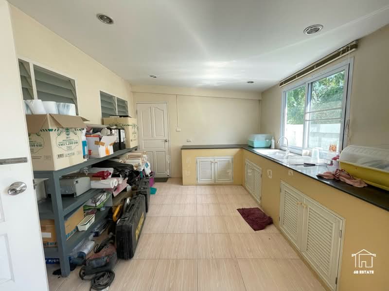 ขาย - ขาย **ออฟฟิศ พร้อม โกดัง** รามอินทรา 65 แยก 2-18 เหมาะกับธุรกิจขนาดย่อม (SME)**จอดรถได้ 6-8 คัน, กรุงเทพ