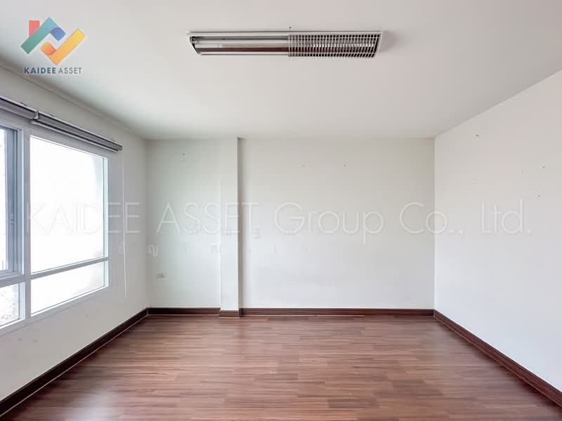 Lumpini Town Place Ratchayothin-Sena, Bangkok, Chan Kasem, Chatuchak, Bangkok, 3 Bedrooms, 150 sqm, Townhouse For Sale, by Kannisa Thanwatthanakrirkul, 500189780 - DDproperty.com