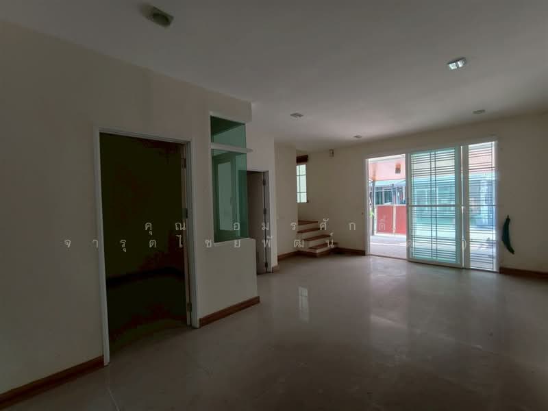 โกลเด้น ทาวน์ ลาดพร้าว-เกษตรนวมินทร์ (Golden Town Ladprao-Kaset Nawamin ), Bangkok, Khlong Kum, Bueng Kum, Bangkok, 4 Bedrooms, 120 sqm, Townhouse For Sale, by คุณ อมรศักดิ์ จารุตไชยพัฒน์ (ดุ่ย), 500189792 - DDproperty.com