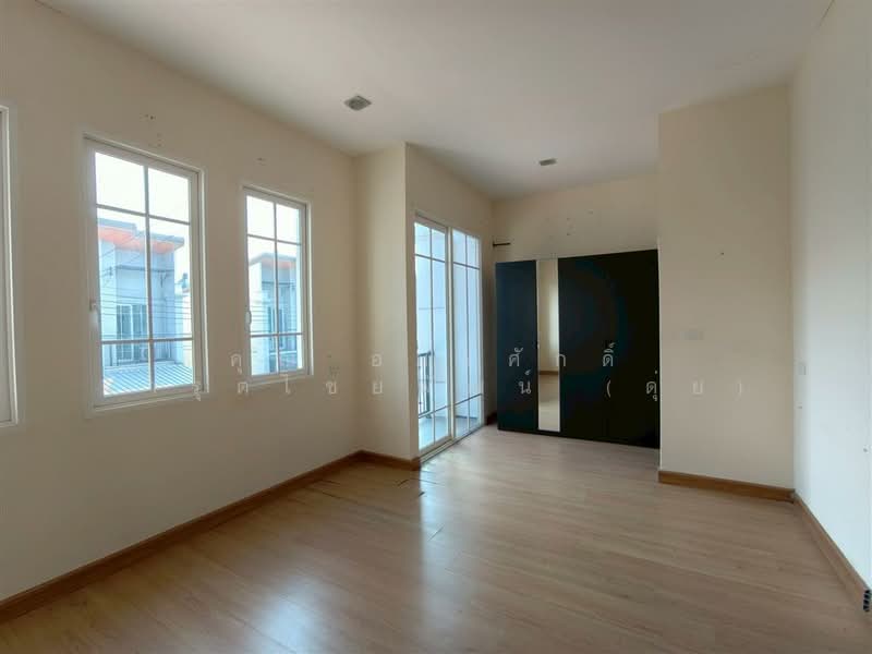 โกลเด้น ทาวน์ ลาดพร้าว-เกษตรนวมินทร์ (Golden Town Ladprao-Kaset Nawamin ), Bangkok, Khlong Kum, Bueng Kum, Bangkok, 4 Bedrooms, 120 sqm, Townhouse For Sale, by คุณ อมรศักดิ์ จารุตไชยพัฒน์ (ดุ่ย), 500189792 - DDproperty.com