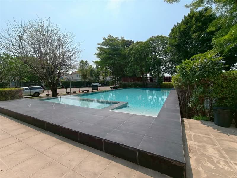 โกลเด้น ทาวน์ ลาดพร้าว-เกษตรนวมินทร์ (Golden Town Ladprao-Kaset Nawamin ), Bangkok, Khlong Kum, Bueng Kum, Bangkok, 4 Bedrooms, 120 sqm, Townhouse For Sale, by คุณ อมรศักดิ์ จารุตไชยพัฒน์ (ดุ่ย), 500189792 - DDproperty.com