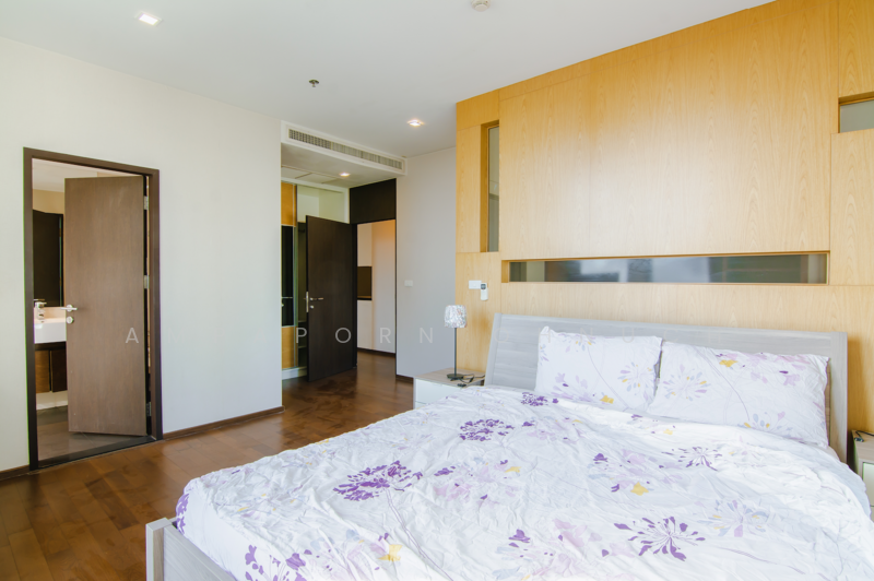 Noble Remix, Bangkok, 772 Soi Sukhumvit 36, Sukhumvit Road, Khong Tan, Khlong Toei, Bangkok, 3 Bedrooms, 118 sqm, Condo For Rent, by Ampaporn Ohnuch, 500189797 - DDproperty.com