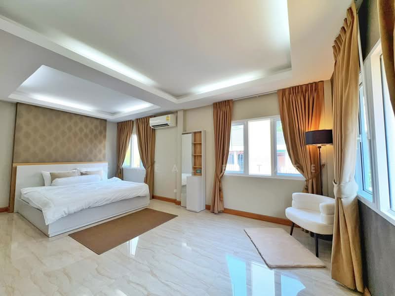 3 Bedroom House for Rent Pratumnak Hill Pattaya, Chon Buri (Pattaya), Bang Lamung, Bang Lamung (Pattaya), Chon Buri (Pattaya), 3 Bedrooms, 260 sqm, Single Detached House For Rent, by PLC real estate, 500189834 - DDproperty.com