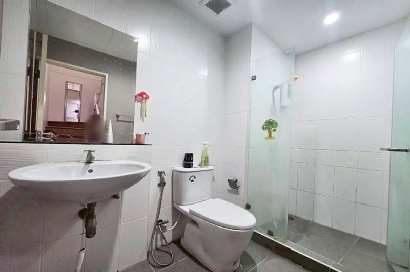Baan Klang Muang Pinklao - Charan, Bangkok, along the expressway Si Rat  Road-Outer Ring Road, Bang O, Bang Phlat, Bangkok, 3 Bedrooms, 145 sqm, Townhouse For Sale, by คุณแจ่ม, 500189837 - DDproperty.com