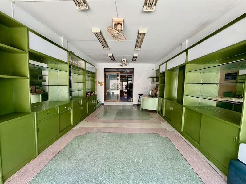 ทาวน์เฮ้าส์ 3.5 ชั้น 69.5 ตร.ว. ทาวน์เฮ้าส์ ซอยโชติวัฒน์ ถนนประชาชื่น เขตบางซื่อ, Bangkok, Bang Sue, Bang Sue, Bangkok, 7 Bedrooms, 300 sqm, Townhouse For Sale, by คุณ วนิดา ศิริสุขชัยวุฒิ (ดา), 500189868 - DDproperty.com