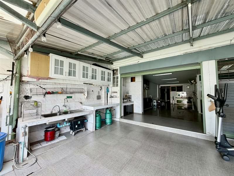 ทาวน์เฮ้าส์ 3.5 ชั้น 69.5 ตร.ว. ทาวน์เฮ้าส์ ซอยโชติวัฒน์ ถนนประชาชื่น เขตบางซื่อ, กรุงเทพ, บางซื่อ, บางซื่อ, กรุงเทพ, 300 ตร.ม., ทาวน์เฮ้าส์ ขาย, โดย คุณ วนิดา ศิริสุขชัยวุฒิ (ดา), 500189868 - DDproperty.com