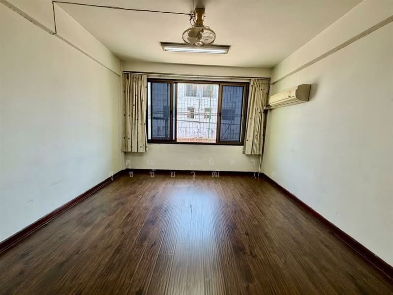 ทาวน์เฮ้าส์ 3.5 ชั้น 69.5 ตร.ว. ทาวน์เฮ้าส์ ซอยโชติวัฒน์ ถนนประชาชื่น เขตบางซื่อ, กรุงเทพ, บางซื่อ, บางซื่อ, กรุงเทพ, 300 ตร.ม., ทาวน์เฮ้าส์ ขาย, โดย คุณ วนิดา ศิริสุขชัยวุฒิ (ดา), 500189868 - DDproperty.com